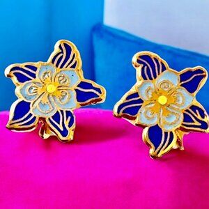MMA Metropolitan Museum Art Blue Enamel Flower Clip-on Earrings Goldplate
